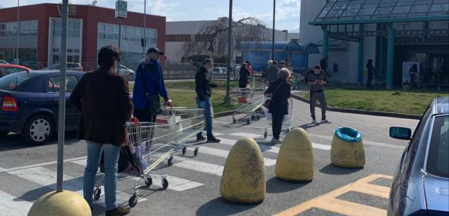 La Guida - L’appello del sindaco Borgna: “Troppa gente in giro, state a casa”