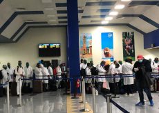 La Guida - In aereo con i 53 sanitari cubani arrivati per solidarietà