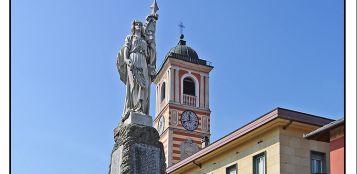 La Guida - La canzone “Nate’d Boves” dal balcone del municipio