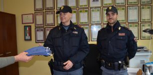 La Guida - Sarta di Vignolo dona cinquanta mascherine agli agenti della Polizia di Cuneo