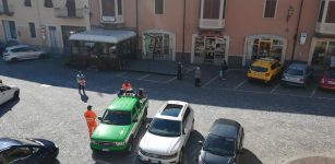 Consegna delle mascherine davanti ai negozi di Peveragno La Guida - Consegna delle mascherine davanti ai negozi di Peveragno