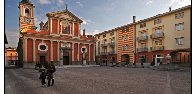 La Guida - Boves, domenica di Pasqua con benedizione alla città dal municipio