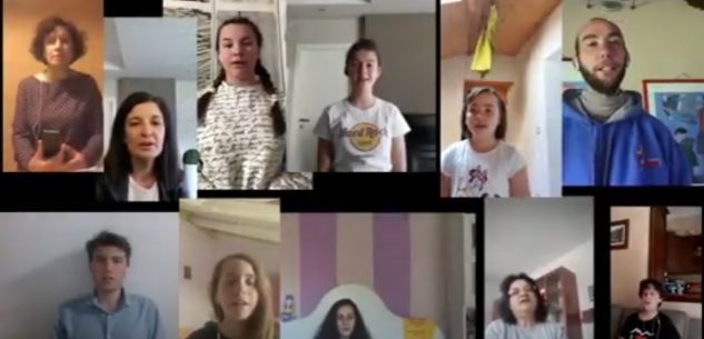 La Guida - Uniti nel canto i giovani della cantoria di Caraglio augurano “Buona Pasqua” (video)