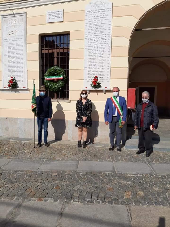 Vignolo - Sosta presso il Municipio