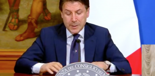 La Guida - Conte: “Mascherine senza Iva e a 50 centesimi per tutti”