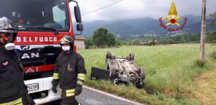 La Guida - Auto fuori strada a Rifreddo