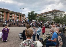 La Guida - Celebrare all’aperto anche i funerali per consentire a più gente di partecipare