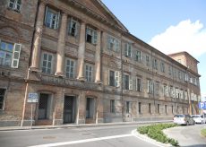 La Guida - In Piemonte 16 ospedali diventano Covid Hospital