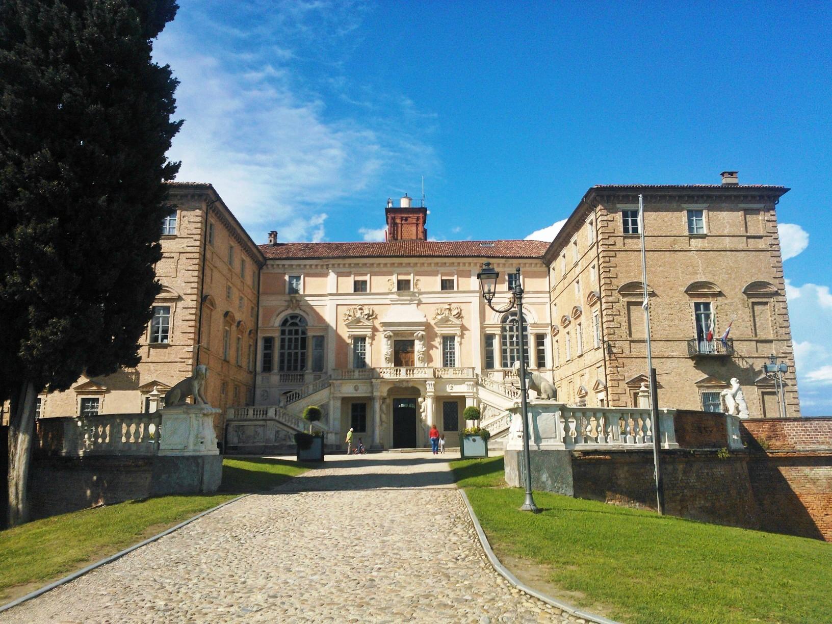 Castello reale di Govone