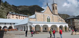 La Guida - Tutti i sabati notte il posto tappa di Pratolungo è aperto per i pellegrini diretti a Sant’Anna di Vinadio