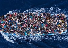 La Guida - Migranti in alto mare