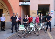La Guida - Egea dona due bici elettriche alla Polizia municipale albese