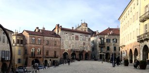 La Guida - Mondovì, torna l’area pedonale in piazza Maggiore