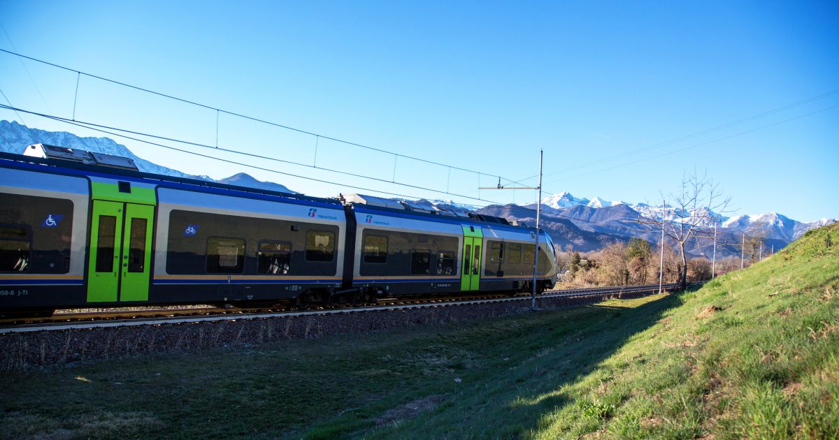 Martedì 4 agosto raccolta firme per la linea CuneoVentimiglia La
