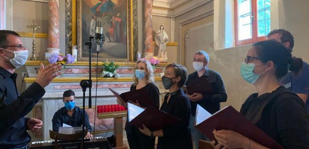 La Guida - A Messa in chiesa ritornano le cantorie e i familiari possono sedersi vicini