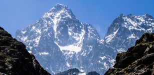 Frana lungo la parete nord del Monviso La Guida - Frana lungo la parete nord del Monviso
