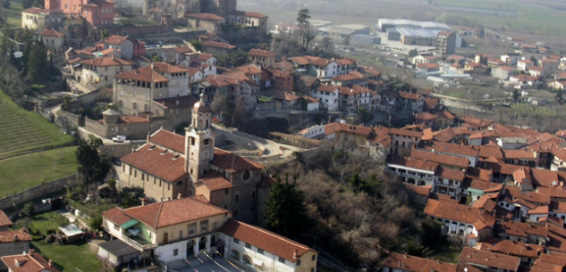 La Guida - Una passeggiata nel centro storico di Costigliole Saluzzo