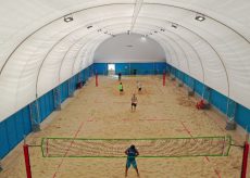 La Guida - Corsi di beach volley indoor con lo Sporting Cuneo