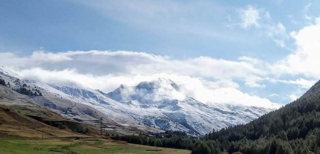 La Guida - Nevica in quota, Colle dell’Agnello chiuso fino a lunedì 28