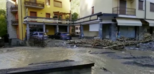 La Guida - Completamente allagato il centro di Limone (video)