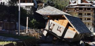 La Guida - Limone in ginocchio, una casa crollata, fughe di gas, mancano acqua e luce in diversi parti del paese (video)