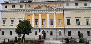 La Guida - Una donna positiva al Covid all’ospedale di Busca