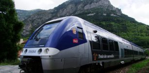 La Guida - Due coppie di treni da sabato 24 tolgono Tenda dall’isolamento