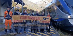 La Guida - Il primo treno da Cuneo a Tenda è arrivato