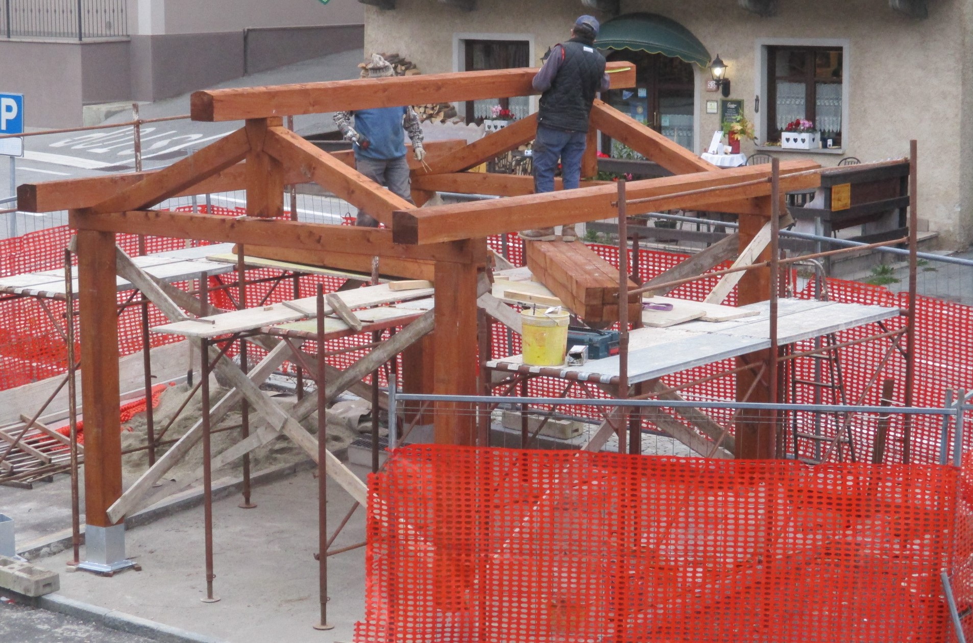 Frassino - Lavori casetta di legno