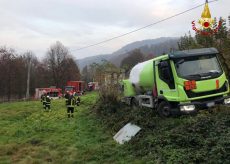 La Guida - Autocisterna con GPL in panne a Barge