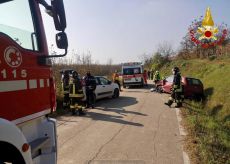 La Guida - Alba, due persone ferite in un incidente a Scaparoni