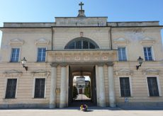 La Guida - I cimiteri rimangono aperti