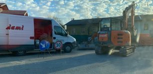 Semaforo temporaneo all’ingresso di Bernezzo La Guida - Semaforo temporaneo all’ingresso di Bernezzo