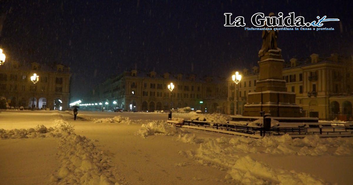 Cuneo sotto la neve (video) La Guida La Guida