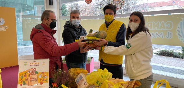 La Guida - “Spesa sospesa” e pasta per le famiglie in difficoltà