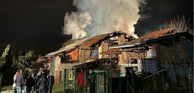 La Guida - Cascinale prende fuoco a Branzola di Villanova Mondovì