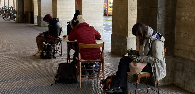 La Guida - Superiori, ritorno in classe da lunedì 11 gennaio