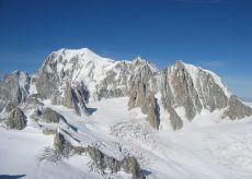 La Guida - Il Monte Bianco conteso, chi è il padrone del tetto d’Europa?