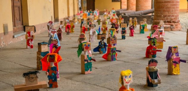 La Guida - La scuola dell’infanzia di Revello vince il concorso di presepi “Casa mia è aperta”