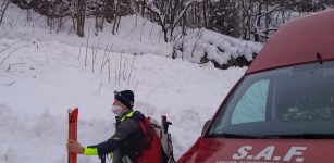 Vigili del fuoco e Soccorso alpino recuperano una donna La Guida - Vigili del fuoco e Soccorso alpino recuperano una donna