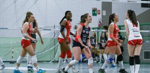 Prima partita della B2 per le pallavoliste cuneesi La Guida - Prima partita della B2 per le pallavoliste cuneesi