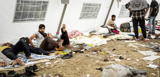 La Guida - Il dramma dei profughi sulla ‘rotta balcanica’ tra freddo, respingimenti e negazione dei diritti