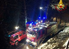 La Guida - L’auto si cappotta e prende fuoco, muore in incidente a Cervasca