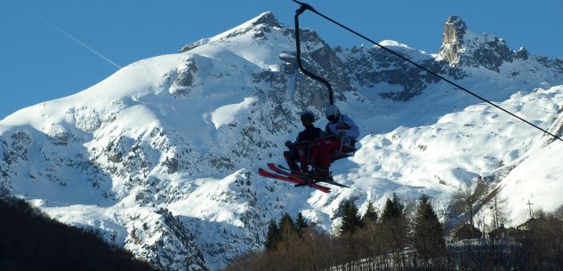 La Guida - Chiusura impianti: il “popolo della montagna” scende in piazza a Cuneo