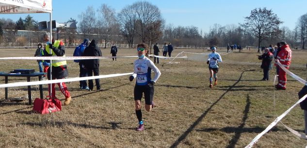 La Guida - Atletica Roata Chiusani, Frontespezi e Martina campioni regionali di cross