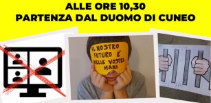 La Guida - In corteo a Cuneo contro la dad, la didattica a distanza