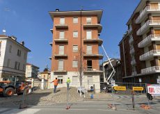 La Guida - Iniziano i lavori di demolizione del palazzo in via Bersezio angolo corso Brunet