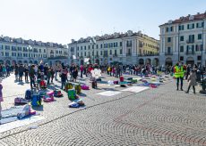 La Guida - Scuole Aperte Cuneo scrive a Draghi e scende in piazza a Roma: “Scuola in presenza per tutti”