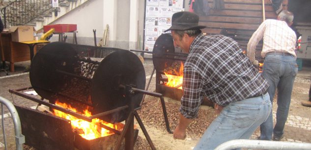 La Guida - La Pro loco non organizzerà il 31° evento autunnale di Venasca dedicato alla castagna