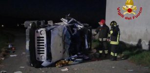 La Guida - Rimane intrappolata nell’auto in un incidente a Levaldigi